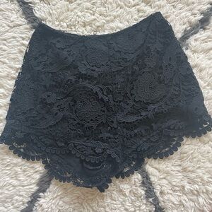 Stone Cold Fox Black Scorpio Lace Bloomer Shorts Size 3